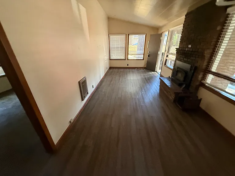 307 Pineland Dr — Photo 43