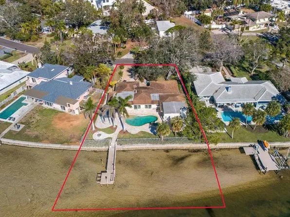 103 Shore Dr, Dunedin, FL 34698