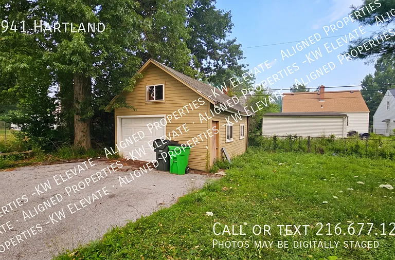 23941 Hartland Dr — Photo 4