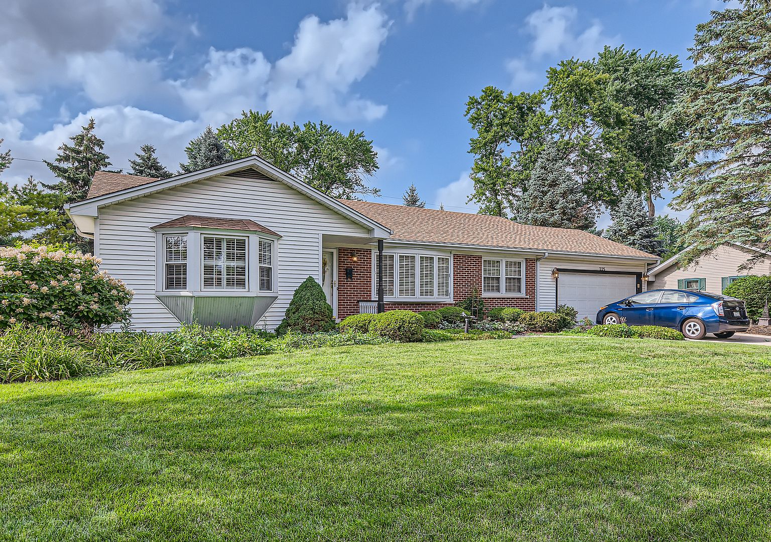 225 Tamarack Ave, Naperville, IL 60540 MLS 11845951 Zillow