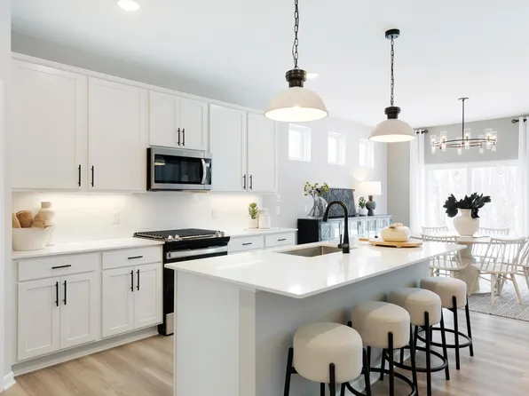 6263 Highland Hills Ln S, Cottage Grove, MN 55016