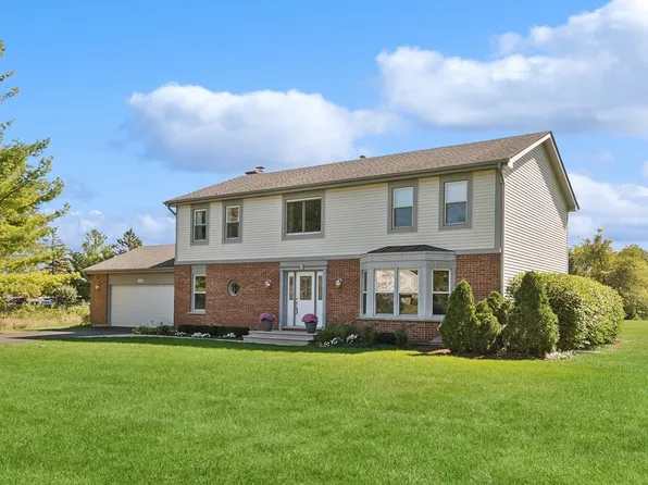 21415 N Thrush Ct, Deer Park, IL 60010