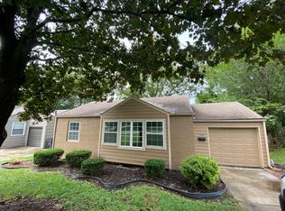 703 SW 15th St, Blue Springs, MO 64015