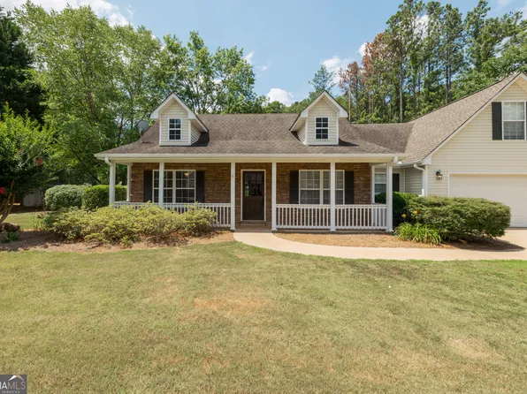 298 Richmond Dr, Social Circle, GA 30025