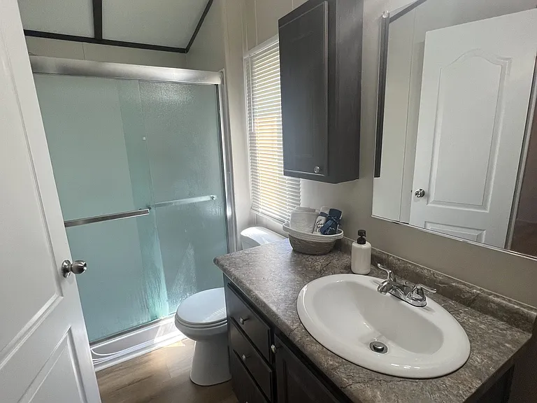 5216 Guthrie St — Photo 3
