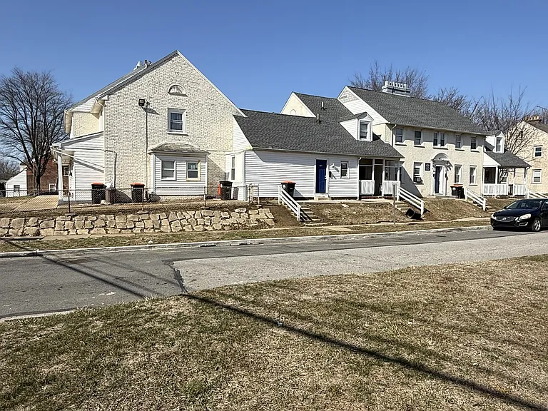 1104 Pine Ln #1 — Photo 9