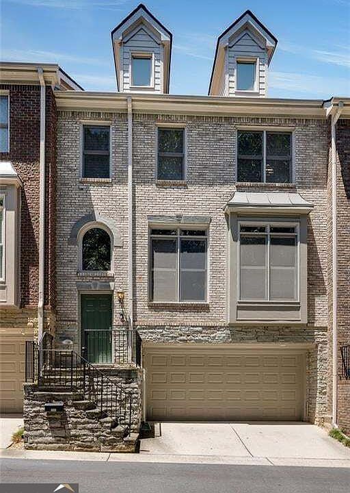 1st image of 5561 Julian Pl