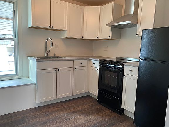 2nd image of 1465 Creek Locks Rd #3