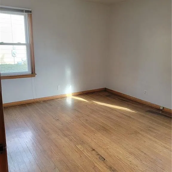 4127 Lowden Rd — Photo 8