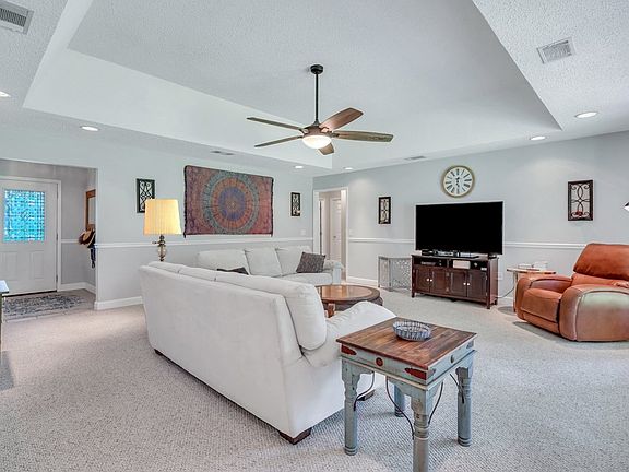 4th image of 269 Cody Dr