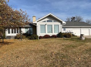 29202 Empire Rd, Elkader, IA 52043