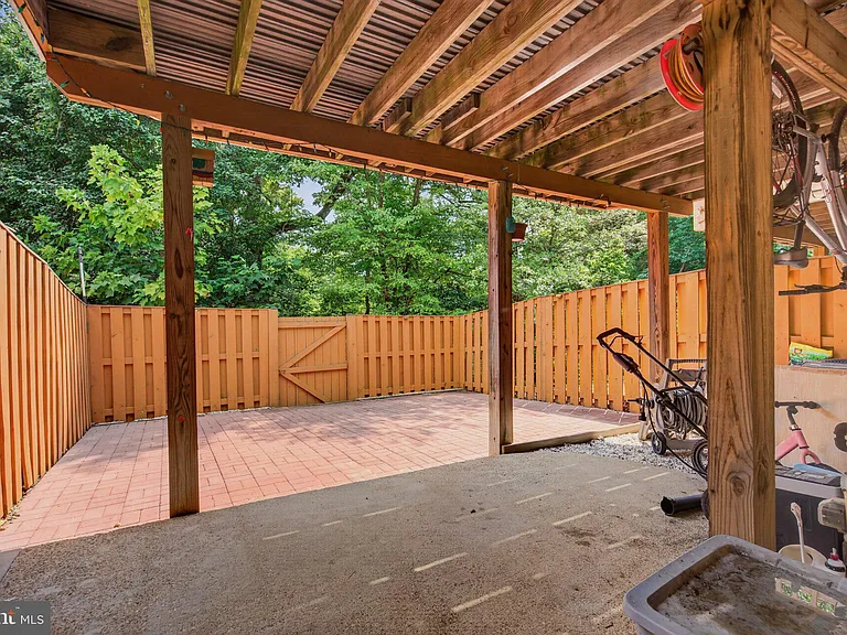 7259 Worsley Way — Photo 51