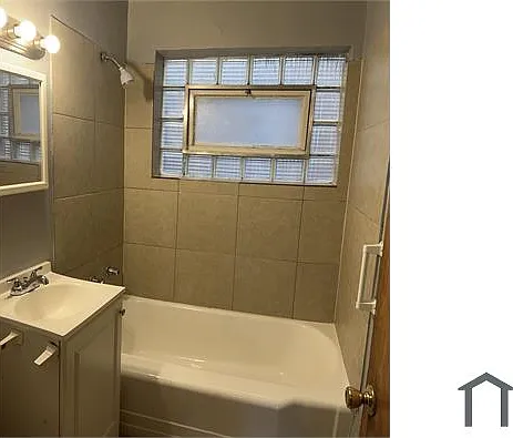 7957 S Wood St #1 — Photo 5