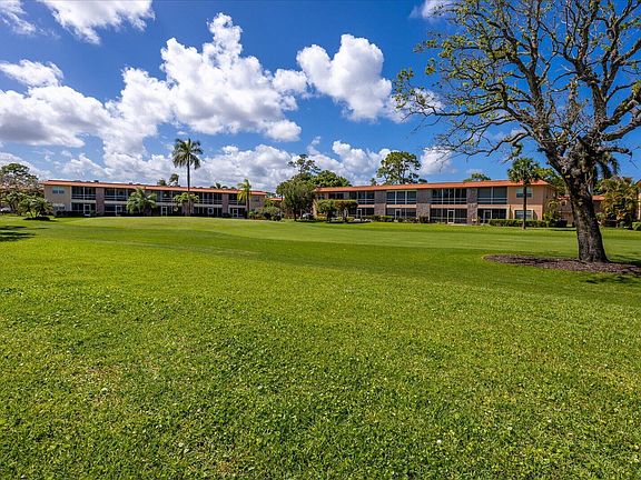 2nd image of 1943 SW Palm City Road #22-d