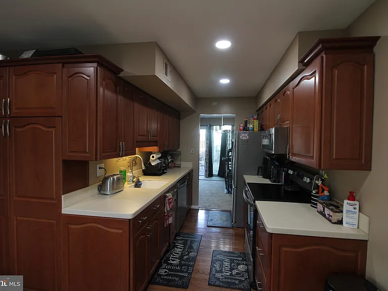 6609 Indian Trail Ct — Photo 12