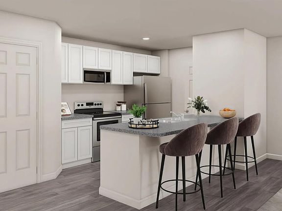 4th image of 3909 Northridge Rd