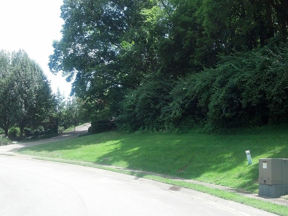 1st image of 5005 High Valley Dr