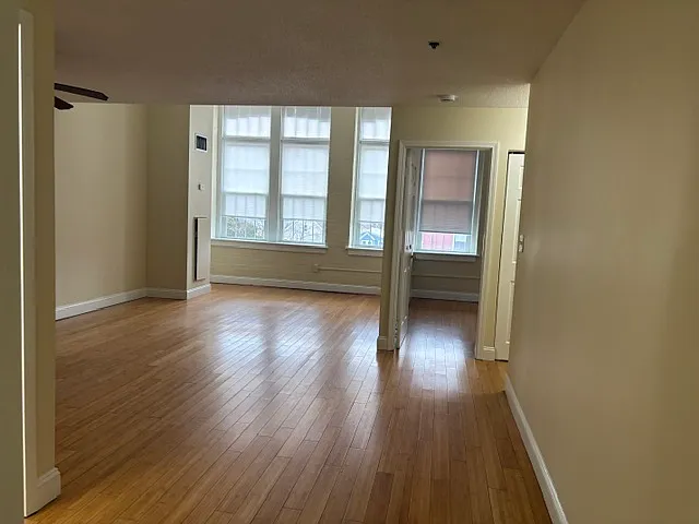 54-56 Saint Joseph St — Photo 2
