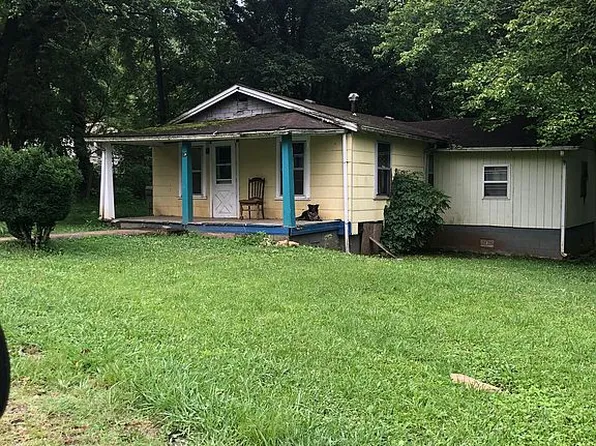 95 Chaloux St, Andrews, NC 28901