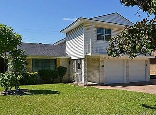 1612 Weathered Dr, Irving, TX 75062