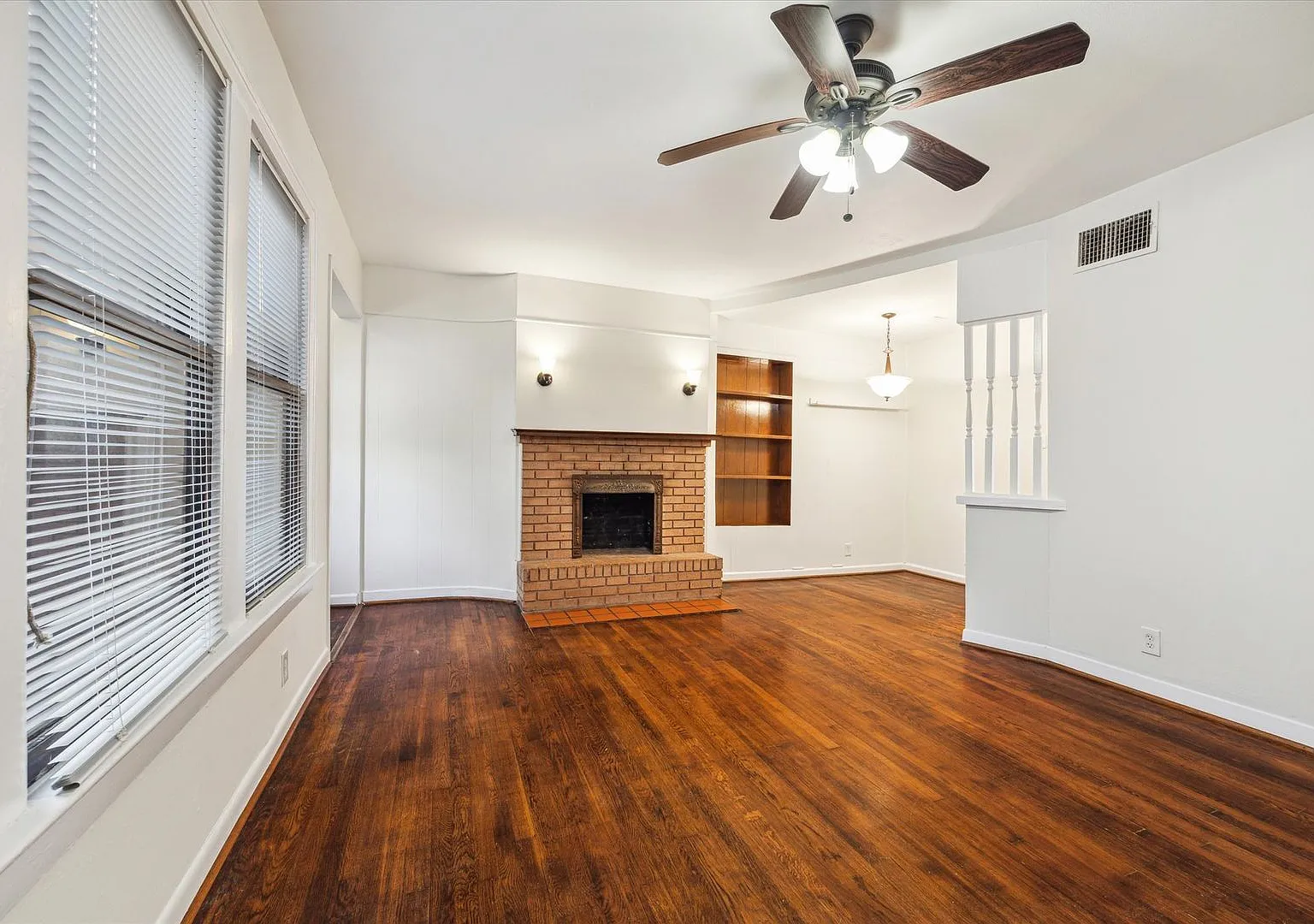 3716 Yupon — Photo 4