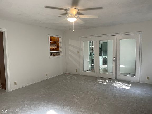 5th image of 3208 Wellington Ave