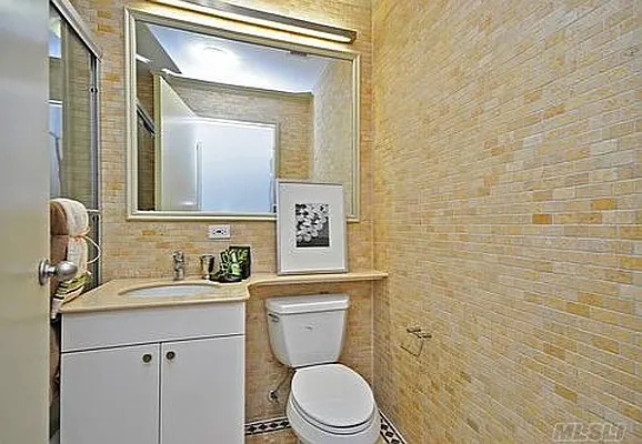 Sold by Century Homes Realty Group LLC | media 46