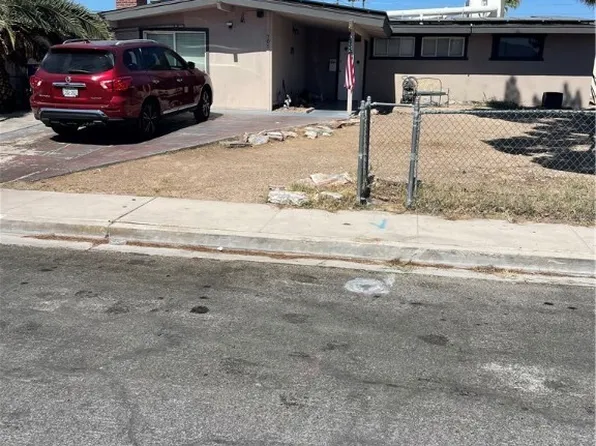 705 Flower St, Las Vegas, NV 89101