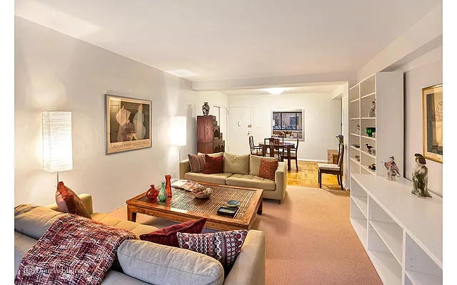 Sold by Douglas Elliman | media 15