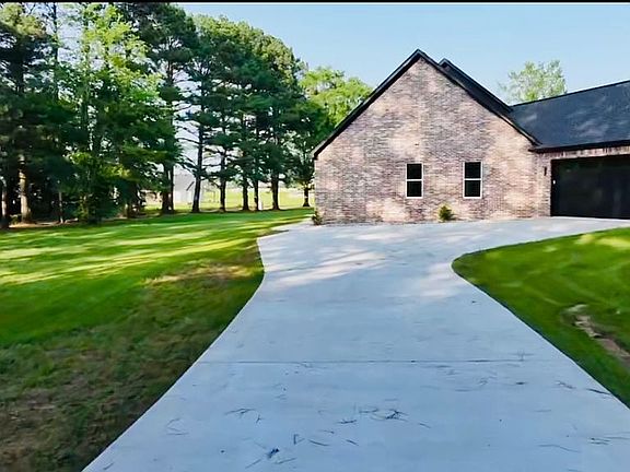 5th image of 270 Arrowhead Rd