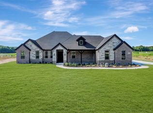 590 Central Rd, Weatherford, TX 76088