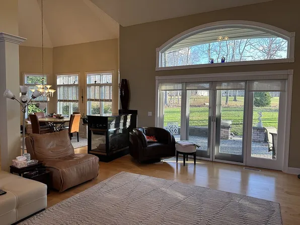 11280 Quail Hollow Dr, Concord Township, OH 44077