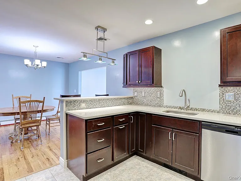 6 Hemlock Ln — Photo 10