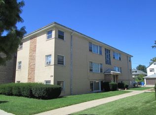 5742 W Lawrence Ave APT 2N, Chicago, IL 60630