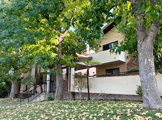 1010 - 1012 E Acacia Ave, Glendale, CA 91205