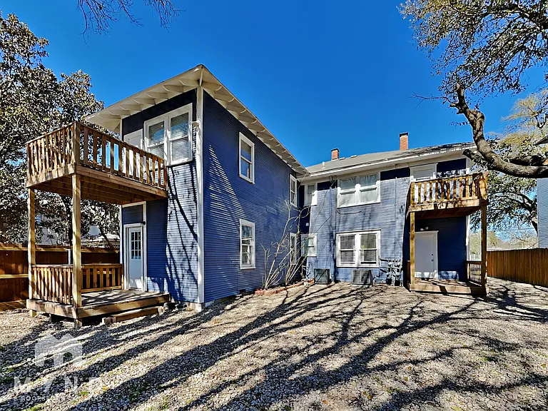 4624 Junius St #B — Photo 16