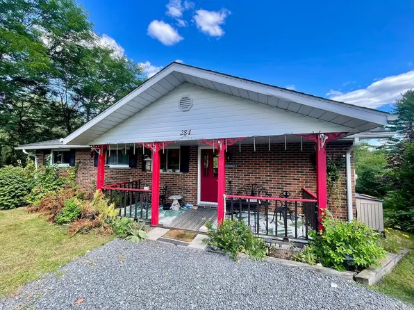 284 Lawrence Ave, Huntsville, ON P1H 1R6