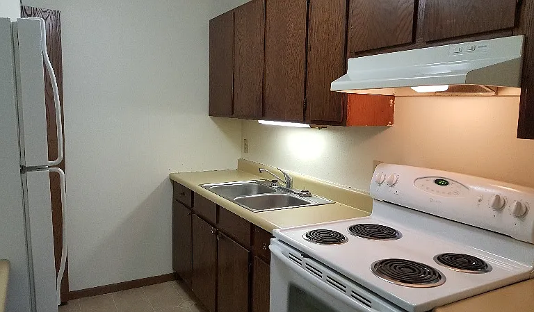 916 Larson Dr #A3 — Photo 5