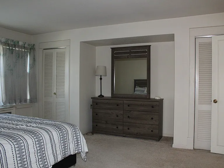 600 E 21st St #1 — Photo 4