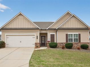 1594 Davey Cir, Hoschton, GA 30548