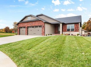 4519 Bruin Ln, Glen Carbon, IL