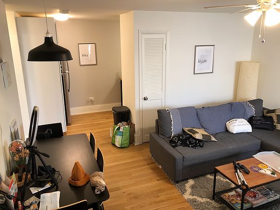 4th image of 4616 N Wolcott Ave APT 207