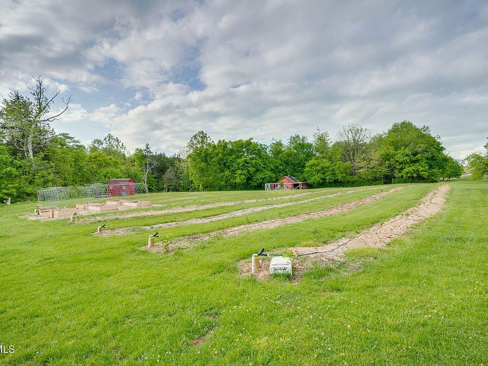 57th image of 147 Britton Ln