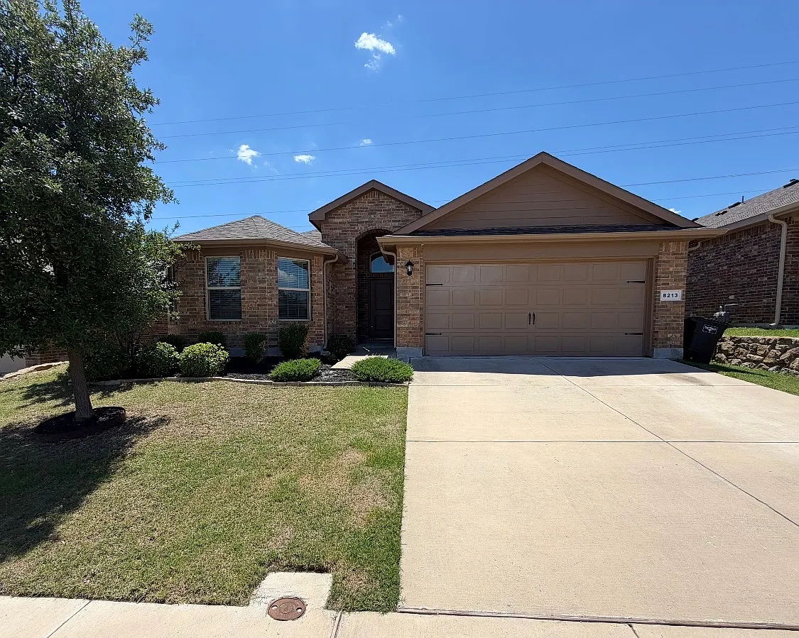 4 bed, 1788 sqft, $2,250 — Photo 1