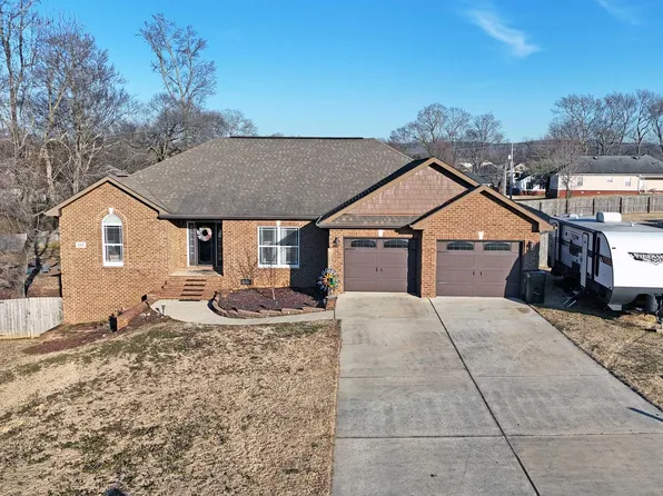 115 Grassy Bank Dr, New Market, AL 35761