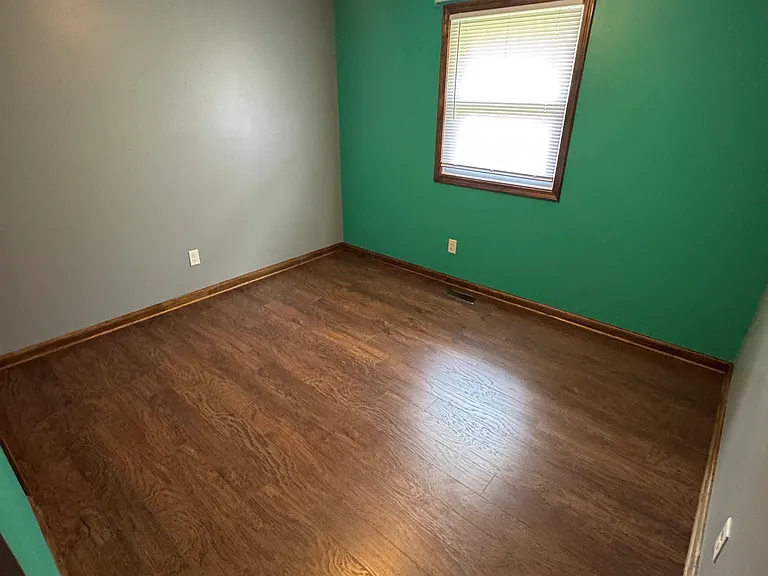941 Stonegate Rd — Photo 9