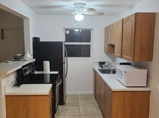 404 SE 9th St #3, Fort Lauderdale, FL 33316