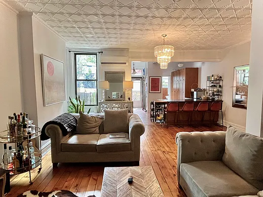 Rented by Brown Harris Stevens | media 38