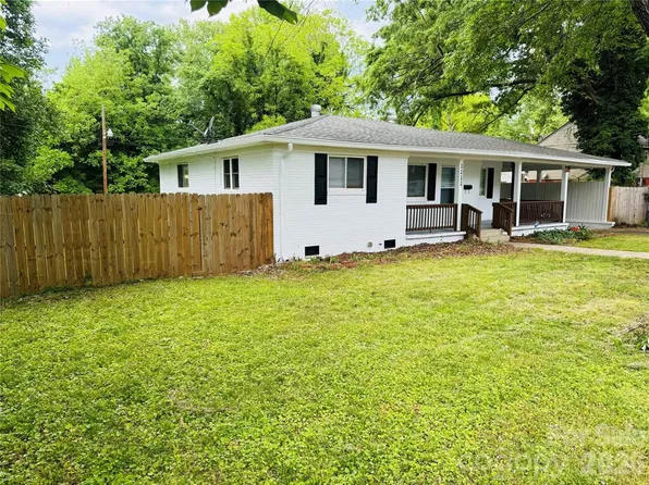 1211 Campus St, Charlotte, NC 28216