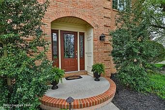 4th image of 535 Trails End Ct